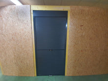 Charger l'image dans la galerie, Box (en rdc) 15m² - 37,5m³<br>Équivalent maison de 110m²